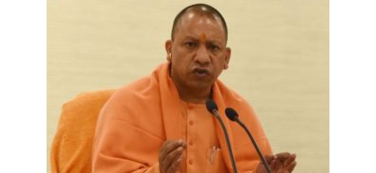 Yogi offers to handle Abu Azmi's remark by sending him to UP.
