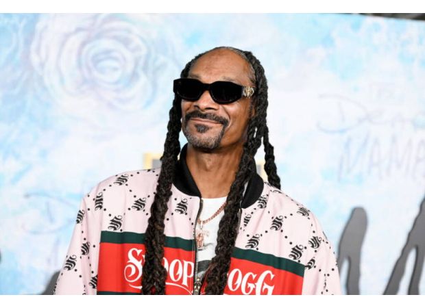 Snoop Dogg is transferring his Death Row music collection to Tune.FM's Web3 streaming platform.
