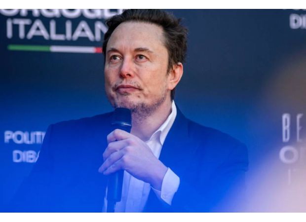 New economic trends cause billionaire earnings to drop by $10B daily, including Elon Musk.