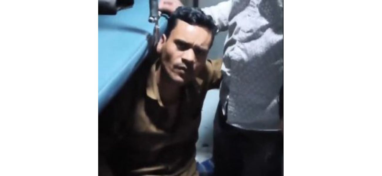 Man gets free punches after trying to kiss youth on train; video goes viral in hilarious romance overload.