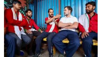 Rahul Gandhi talks to NDLS workers, pledges to support them.