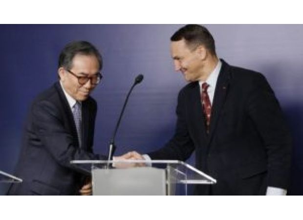 Poland and South Korea have formed a security agreement to enhance their military and economic relationships.