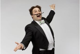 Wynne Evans, known for his role in GoCompare ads, has been removed from the campaign due to a scandal related to his appearance on Strictly.