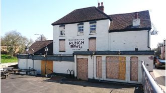 200-year-old pub with potential secret tunnels to be partially destroyed and transformed into a residence.