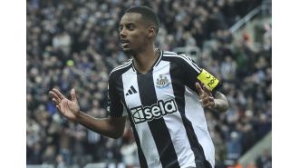 Newcastle United won against Brentford, but concerns arise over Alexander Isak's injury.