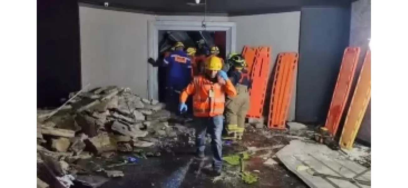 Roof collapse at Dominican Republic club kills 15, injures 100+.