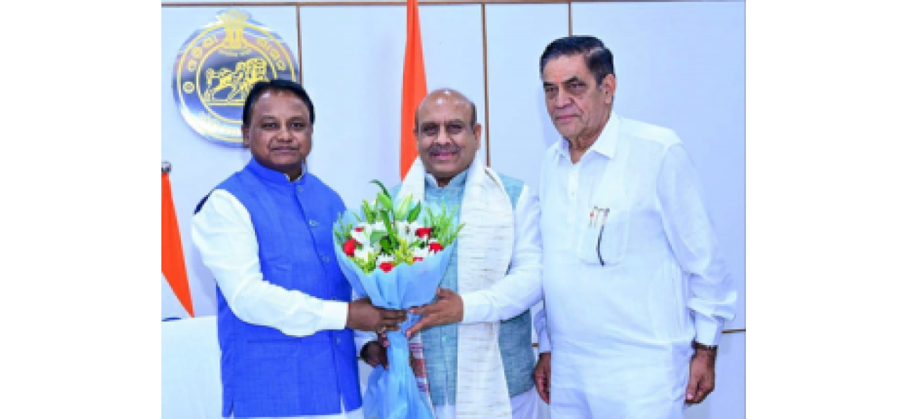 Delhi Assembly Speaker meets with Odisha CM to discuss implementing a paperless legislature.