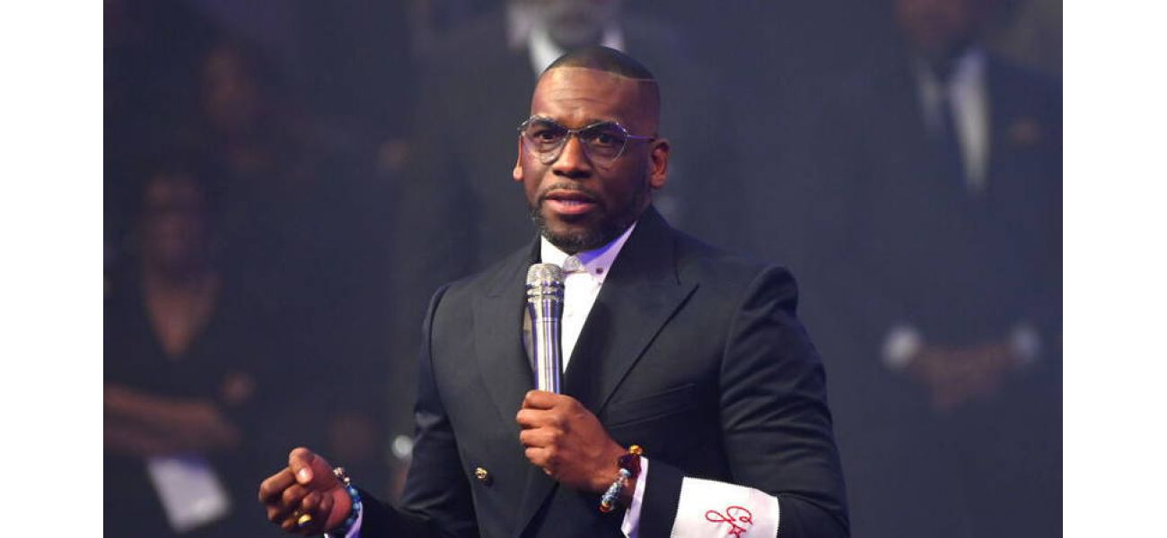 Pastor Jamal Bryant is promoting and supporting black businesses through the Bullseye Black Market.