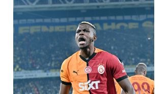 Man United and Chelsea target's £64m transfer deal is almost finalized, reports say.