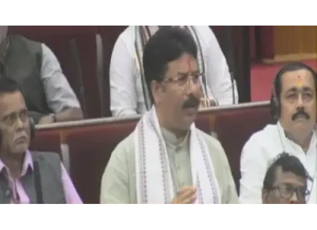 The Sahajog scheme in Odisha aims to link urban poor citizens with government welfare initiatives.