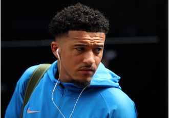 Sancho's hopes for a transfer to Chelsea or Manchester United are dashed after reportedly submitting a transfer request.