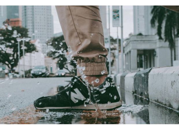 Man from New Orleans takes many steps to raise money.