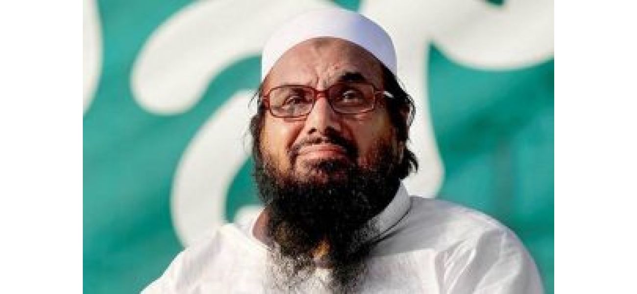 A political group formed by Hafiz Saeed holds rallies supporting the army.
