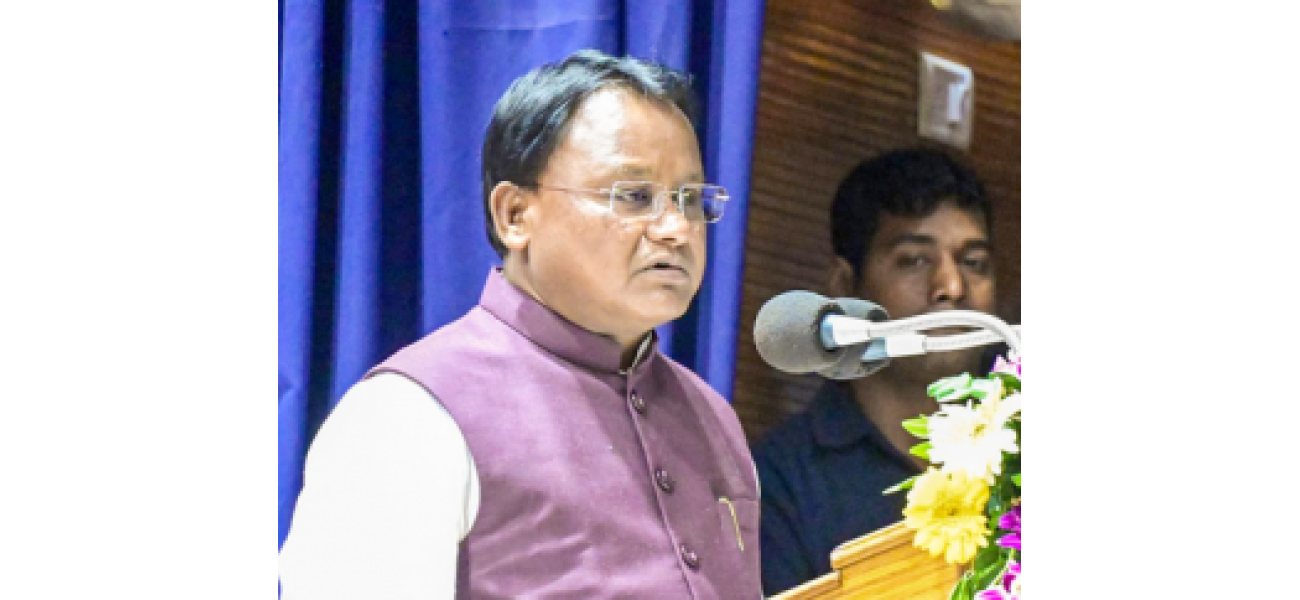 Orissa's leader emphasizes citizen-focused leadership in the revenue department.