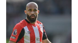 Brentford sets price for Manchester United to acquire player Bryan Mbeumo.
