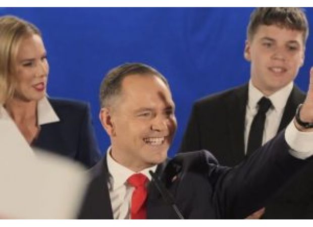 Making a right turn.