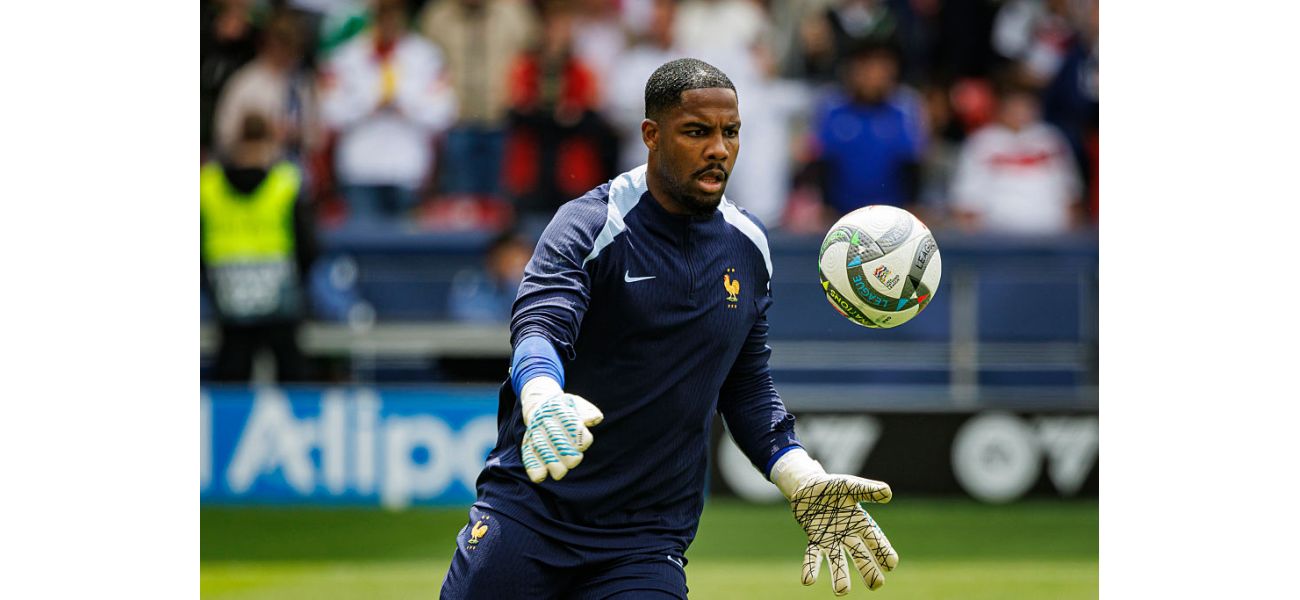Chelsea will decide if they will transfer Mike Maignan before the Club World Cup deadline.