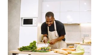 Houston's Tristen Epps crowned 'Top Chef' season 22 winner for highlighting Afro-Caribbean flavors.