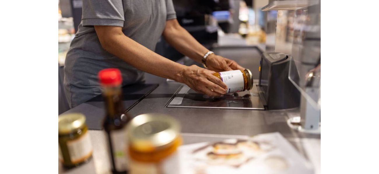 Goodr is providing sustainable food and a no-cost grocery store to a hospital in Chicago.