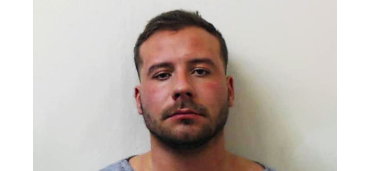 A man killed his 21-year-old girlfriend, cut off her head, and posed as her afterwards.