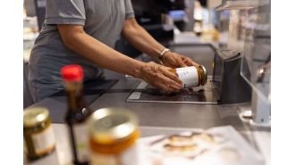 Goodr is providing sustainable food and a no-cost grocery store to a hospital in Chicago.
