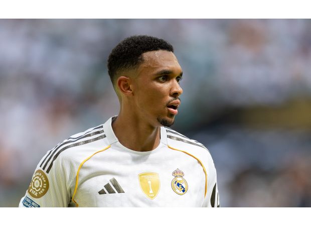 Shearer predicts Alexander-Arnold's future after underwhelming Real Madrid debut.