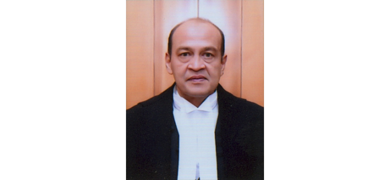 A parliamentary committee is questioning why there was no FIR filed after cash was found at Justice Varma's residence.