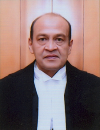 A parliamentary committee is questioning why there was no FIR filed after cash was found at Justice Varma's residence.