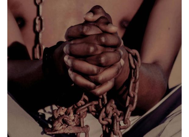 Florida lawmakers surprised by 'Circle of Chains' memorial outside Capitol Building.