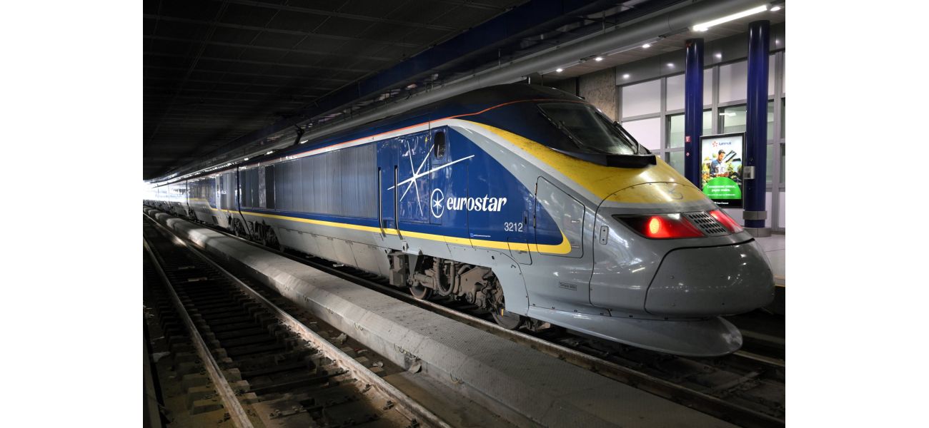 Eurostar is facing criticism for allowing passengers to be stuck for hours without air conditioning during recent travel disruptions.