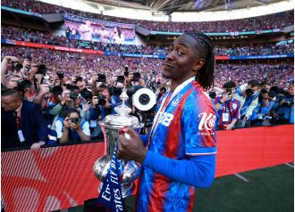 Eberechi Eze decides on Arsenal move, while Liverpool may try to take over the transfer.
