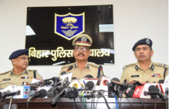 Police say that contract killers were paid Rs 4 lakh to kill Khemka due to a dispute over land.