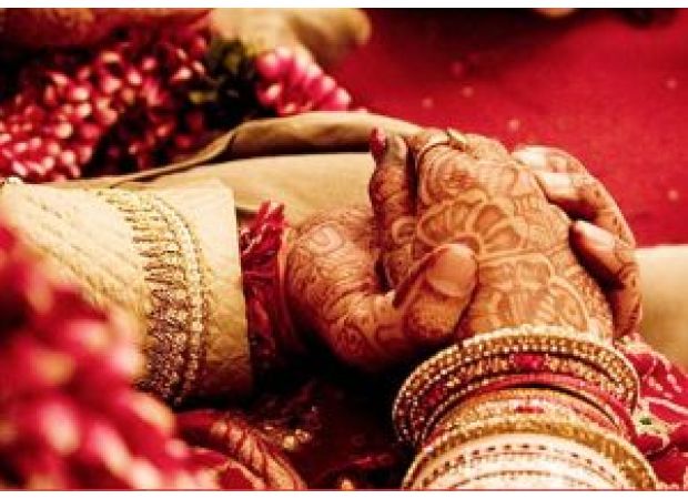 Married couple found dead, police suspect suicide.