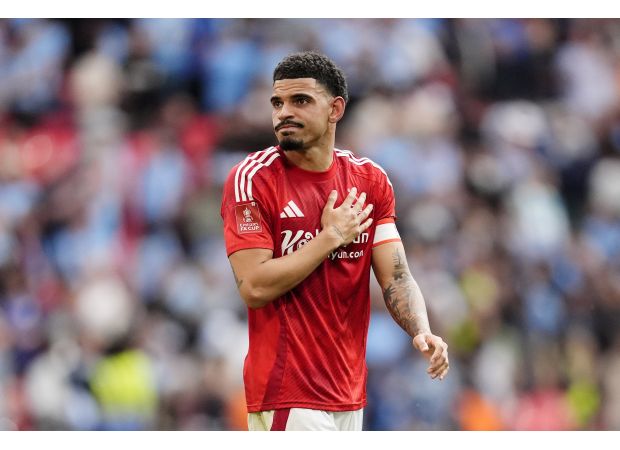 Tottenham's attempt to sign Morgan Gibbs-White falls apart due to legal action from Nottingham Forest.