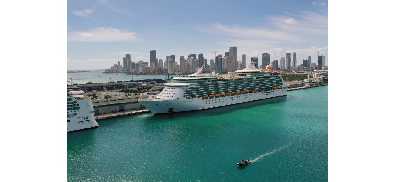 A sickness is spreading on a cruise ship, causing 134 people to vomit.