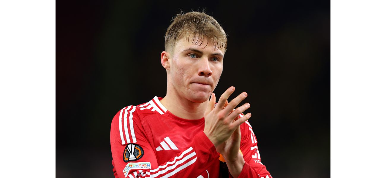 AC Milan legend slams Rasmus Hojlund for prolonging departure from Manchester United.