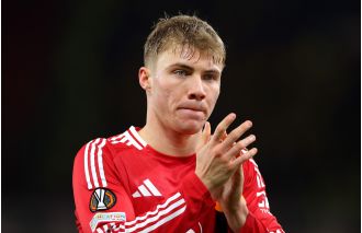 AC Milan legend slams Rasmus Hojlund for prolonging departure from Manchester United.