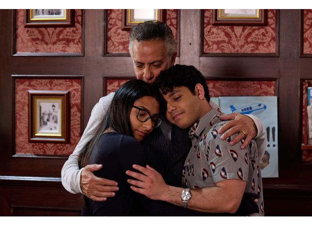 Beloved Coronation Street star gets new job as emotional final scenes air.