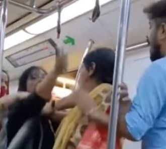 Funny clip: Commuters fight and cause chaos on train over a small argument.