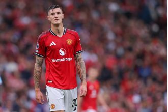 Sesko sends message to Amorim after being benched at start of Man Utd career.
