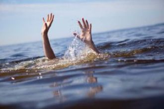 A man's nephew drowns and his uncle is now missing after they were both bathing in the Mahanadi river.