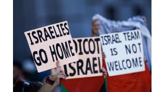 Critics blame pro-Palestine demonstrators for disrupting race and causing it to be cancelled.