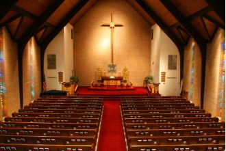 Pastor Winans and church member address viral backlash over donation, clarifying that he did not rebuke them.