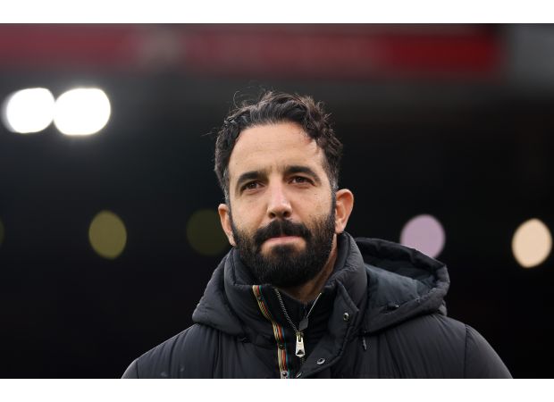 Amorim suggests possibility of moving to Manchester United in upcoming January transfer window.