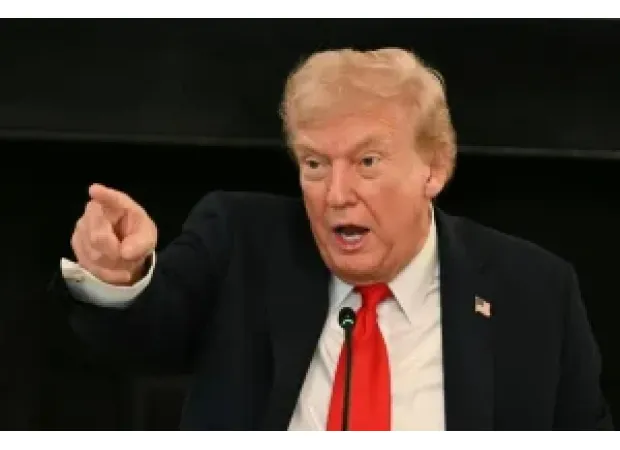 A bomb being sent to political opponents of US president Donald Trump sparks fear and condemnation.