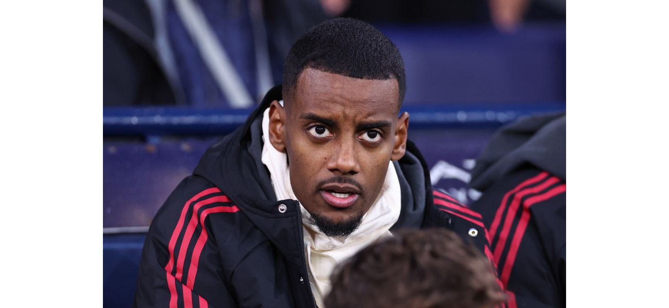 Coach of Sweden shares latest news on Alexander Isak's injury, easing concerns about potential groin injury for Liverpool.
