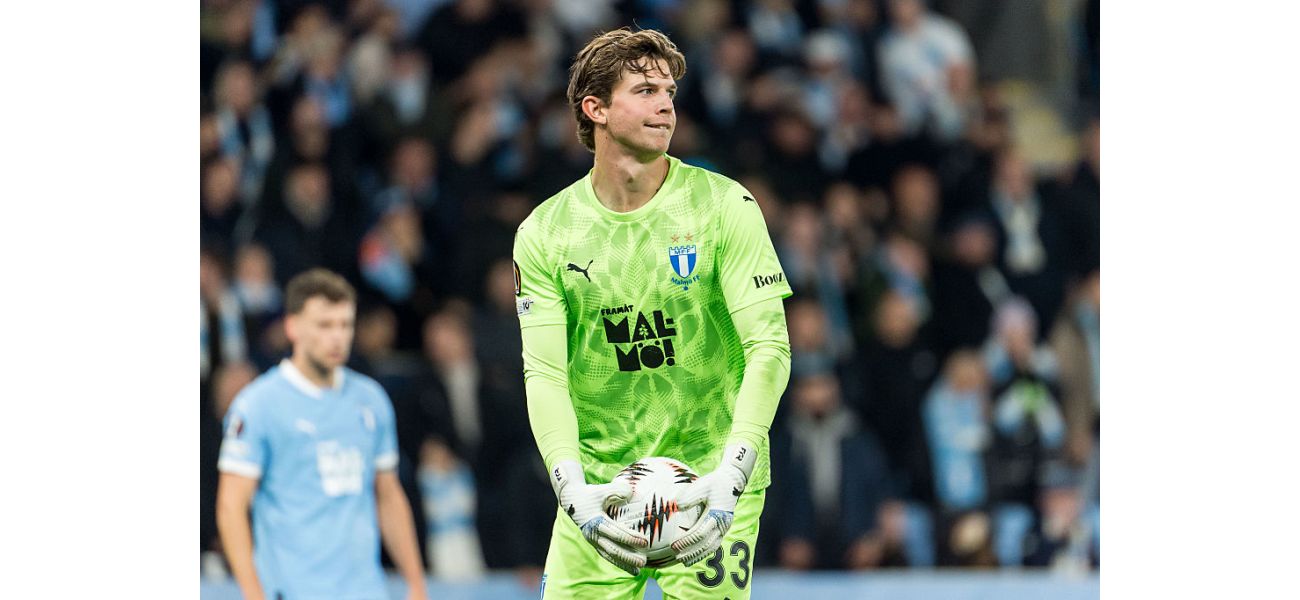 Man Utd considering signing another unknown goalkeeper following Senne Lammens' recent addition.