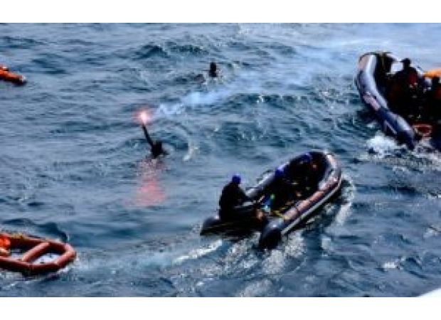 Indian Coast Guard shows its ability to rescue and search in Odisha.