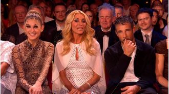 Viewers of Strictly Come Dancing were confused when host Tess Daly suddenly experienced a technical malfunction.
