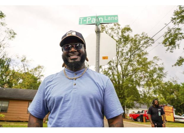 T-Pain lost out on publishing money for honoring two artists.